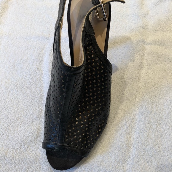 Nine West beautiful open toe heels - Picture 3 of 5